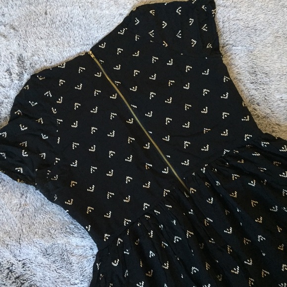 NOT FOR SALE RIGHT NOW! Black Forever 21 Dress Size Large - Picture 2 of 8